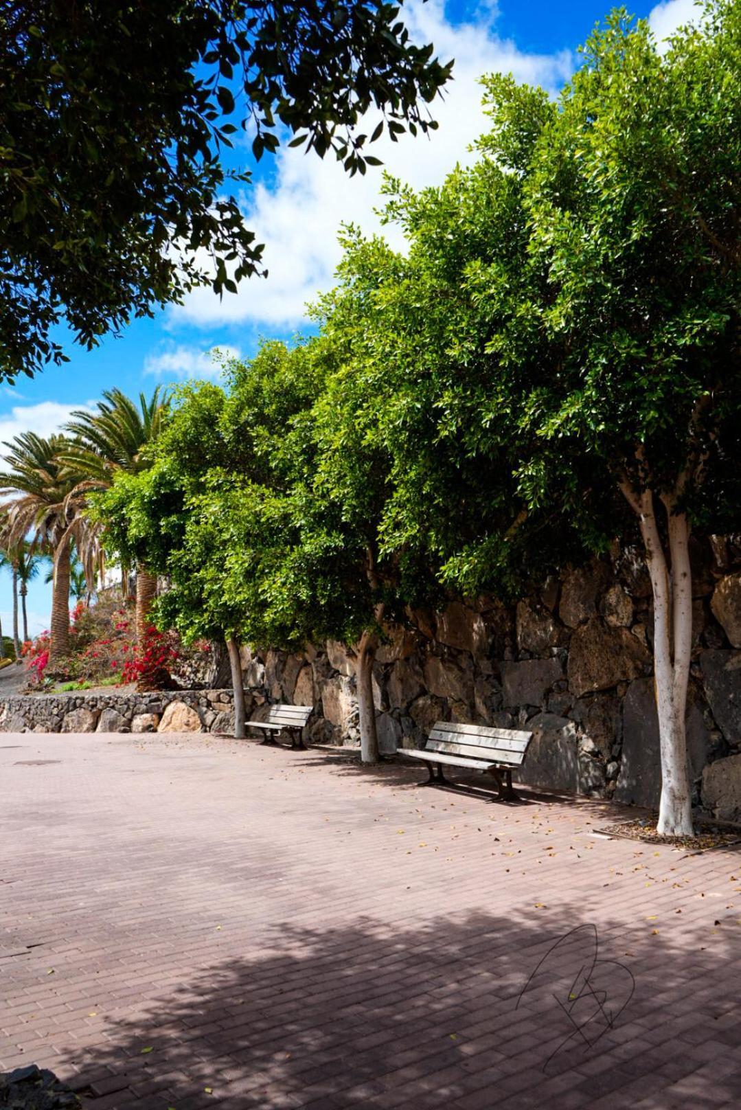 Night At Sea Puerto Calero Hotel Exterior photo